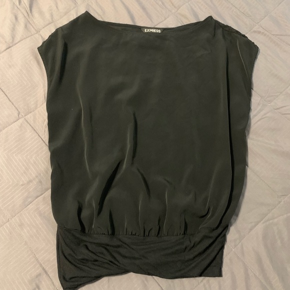 Express Lace Back Top - Picture 3 of 7